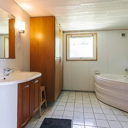 Feriehus 10 Person In Vaeggerlose-by Traum